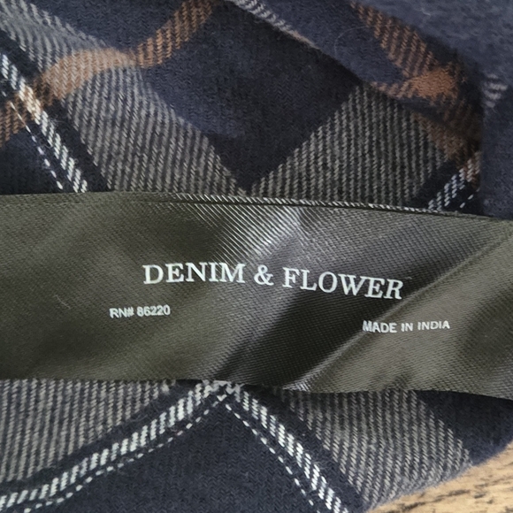 Denim & Flower Men's Medium Navy Plaid Long Sleeve Button Shirt 💯 Cotton - Picture 9 of 11